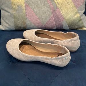 POLILLA Ballet Flat (Women)
Taupe Leopard